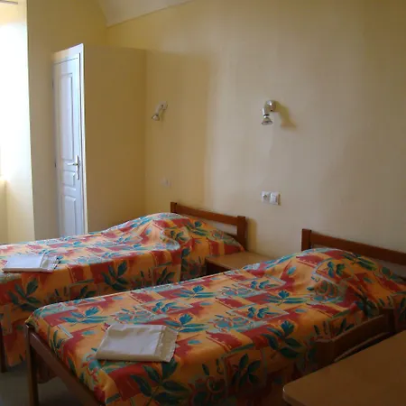 Hotel Charles De Foucauld