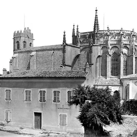 Charles De Foucauld Hotel 2*